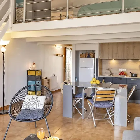 Casa Semaphore *